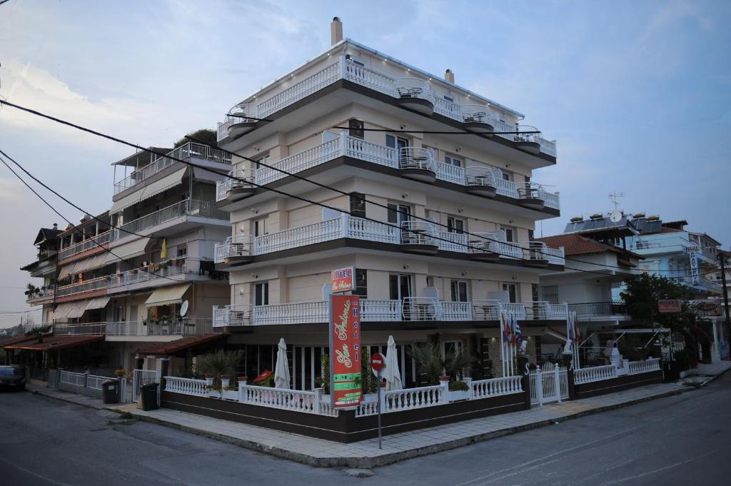 Hotel San Antonio Paralía Exteriör bild
